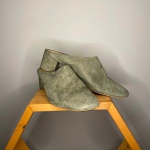 Everlane Italian-made Suede Mules
